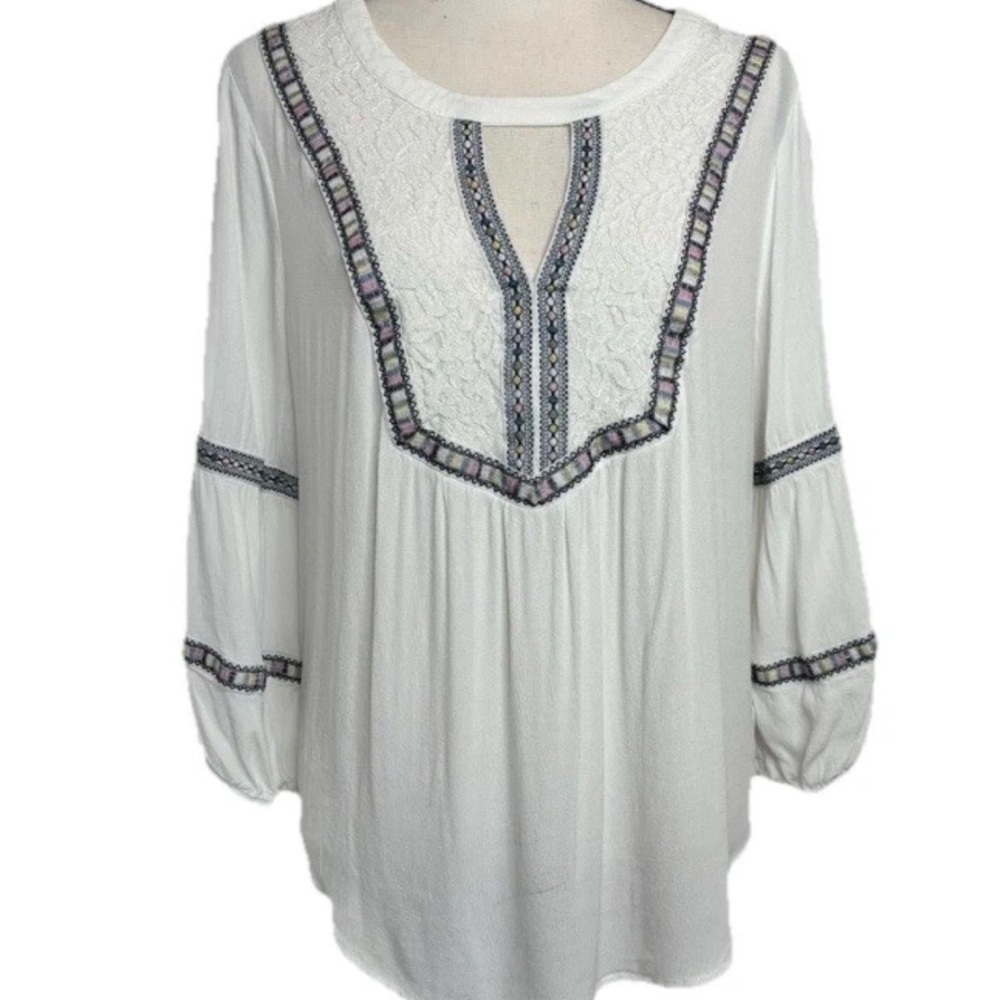 Democracy White Boho Embroidered Peasant Top with Pastel Trim